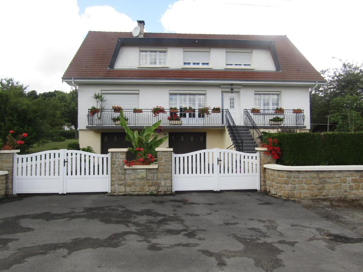 Au Jardin Fessard Bed and Breakfast Fagnon Exteriör bild